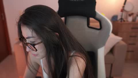 anya online show from February 15, 7:13 pm