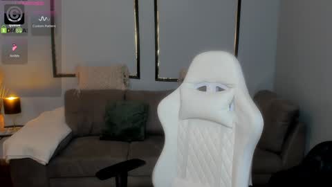 Anya online show from November 23, 1:24 pm