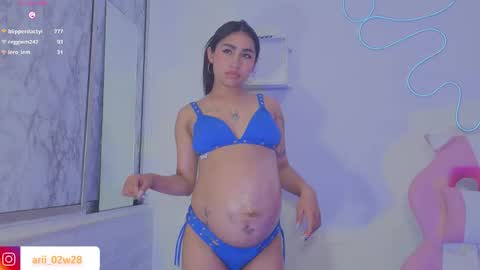 anyeluz_z online show from December 19, 8:56 pm