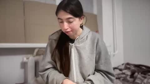 aphr0dite22 online show from February 2, 5:17 am