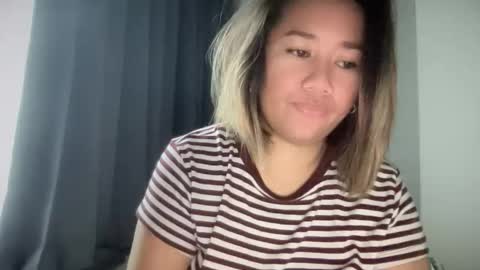 Anika online show from November 10, 8:31 am