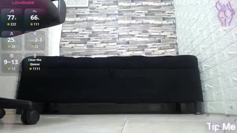 Aprhillove online show from October 3, 8:03 pm