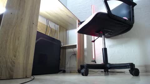 Aprhillove online show from February 27, 9:47 pm