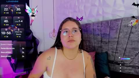 April SC online show from October 25, 9:32 pm