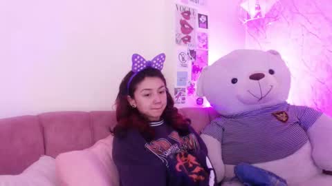   online show from October 6, 12:00 pm