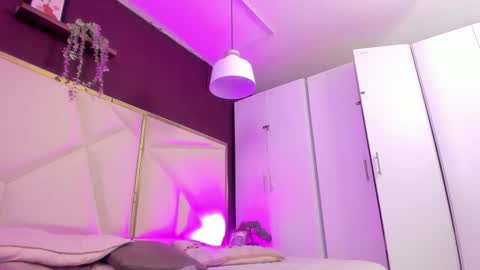 April online show from October 17, 12:08 pm