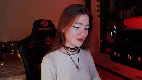 April online show from November 10, 7:20 pm