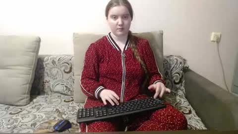 Josefin online show from March 29, 10:58 am