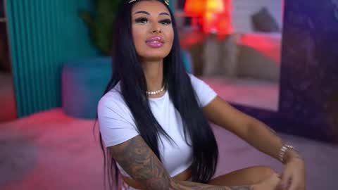 arabellaposh online show from November 11, 7:04 am