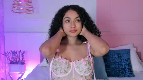 Ari online show from June 4, 2:43 pm