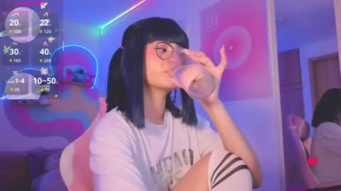 ari_blis online show from July 12, 7:25 pm