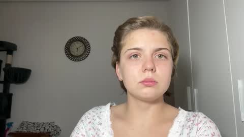 ari_crystal online show from February 11, 4:08 pm