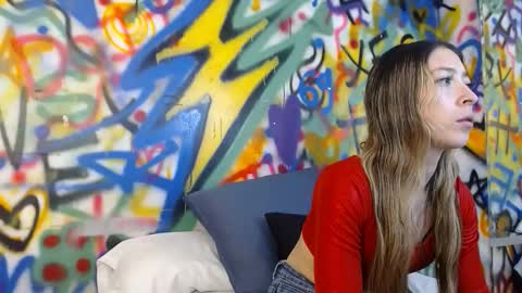 aria online show from April 12, 12:08 pm