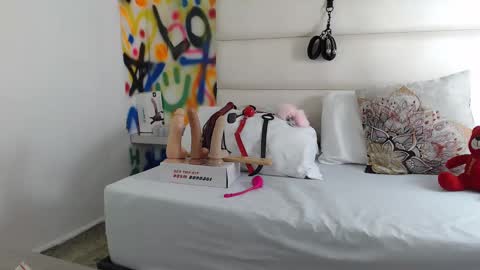 aria online show from January 30, 11:55 am