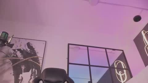 I OOT online show from September 18, 11:58 pm