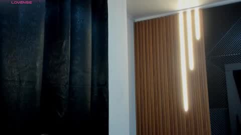 ARIA online show from December 3, 11:12 am