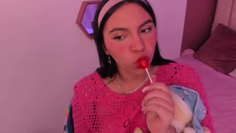 ariana__clauss online show from December 1, 9:28 pm