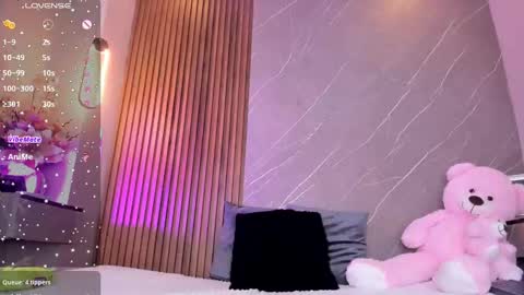 Ariana online show from September 27, 2:57 pm