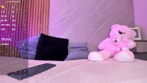 Ariana online show from September 22, 1:09 pm