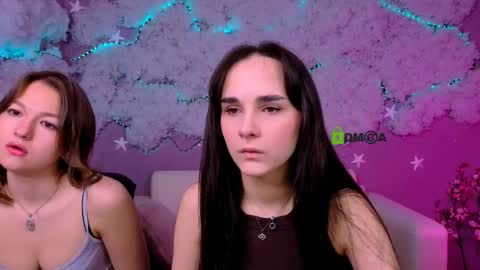 ariana_ross7 online show from April 13, 9:21 am