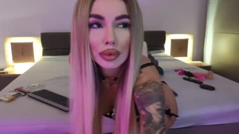 Ariana online show from January 25, 8:10 pm