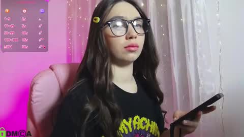 Snapshot of arianahot777 chatting on February 9, 11:25 pm arianahot777 online show from February 9, 11:25 pm