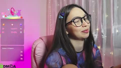 Snapshot of arianahot777 chatting on September 17, 8:29 pm arianahot777 online show from September 17, 8:29 pm