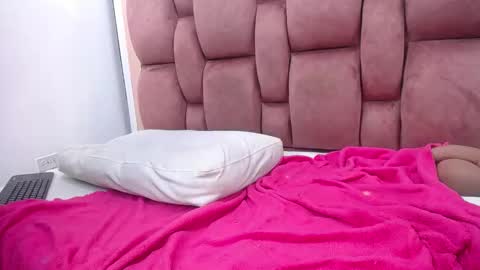 arianna pearl online show from September 10, 1:44 pm