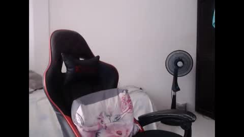 ariannaloovel online show from March 22, 5:08 pm