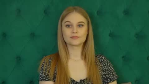 Aria online show from December 1, 5:26 pm