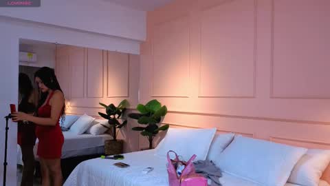 arielblossom____ online show from February 20, 11:56 am