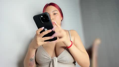 Snapshot of ariell_rose1 chatting on October 24, 1:56 am Stephany online show from October 24, 1:56 am