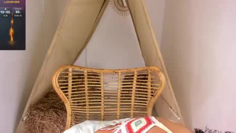 A R I   online show from September 10, 12:05 pm