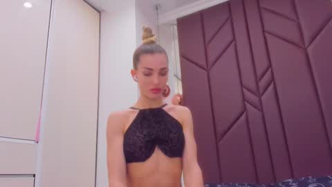 AriellaBlonde online show from February 22, 9:48 pm