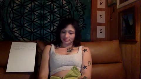 ariel  colin when hes here online show from January 10, 11:50 pm