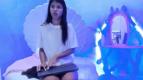 Arietta online show from November 24, 8:55 pm