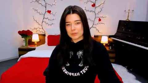 Ari online show from October 12, 1:24 pm