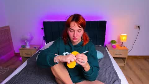 Ari online show from October 7, 1:43 am