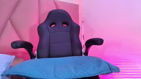 Arleth  online show from September 22, 3:05 am