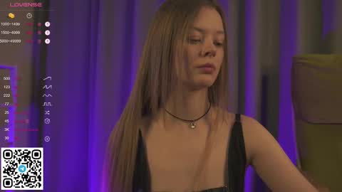 Nina online show from March 10, 5:07 pm