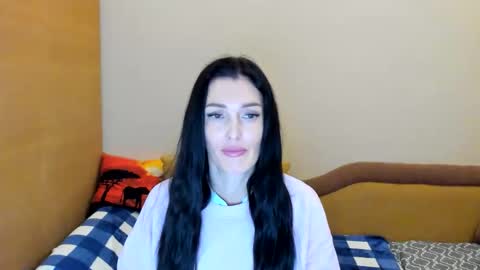 armanigirl online show from November 24, 2:30 pm