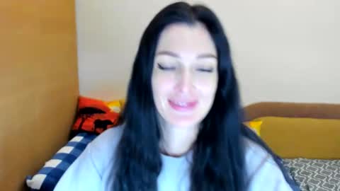 armanigirl online show from November 22, 1:36 pm