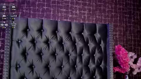 artemisablake online show from October 1, 5:29 pm