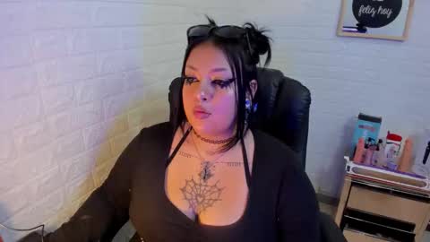 artenisa_tay69 online show from March 15, 3:41 am