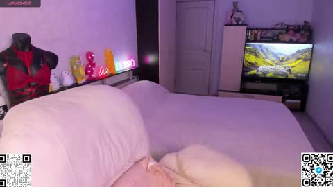 Arya  Fn  Talented Arya   online show from February 19, 2:44 am