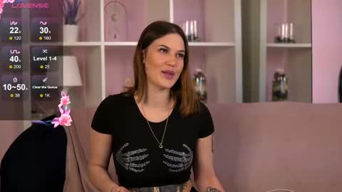 Lunaa  online show from March 2, 6:35 pm