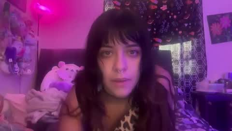 ascendingaura222 online show from February 7, 10:24 pm