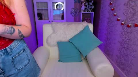Ashley online show from January 14, 1:47 am