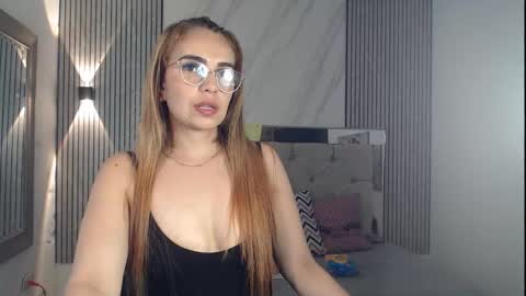 ashley__tylor online show from September 14, 2:42 am