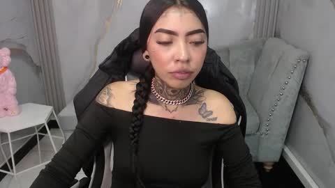 ashley_blum_v online show from November 11, 8:17 pm